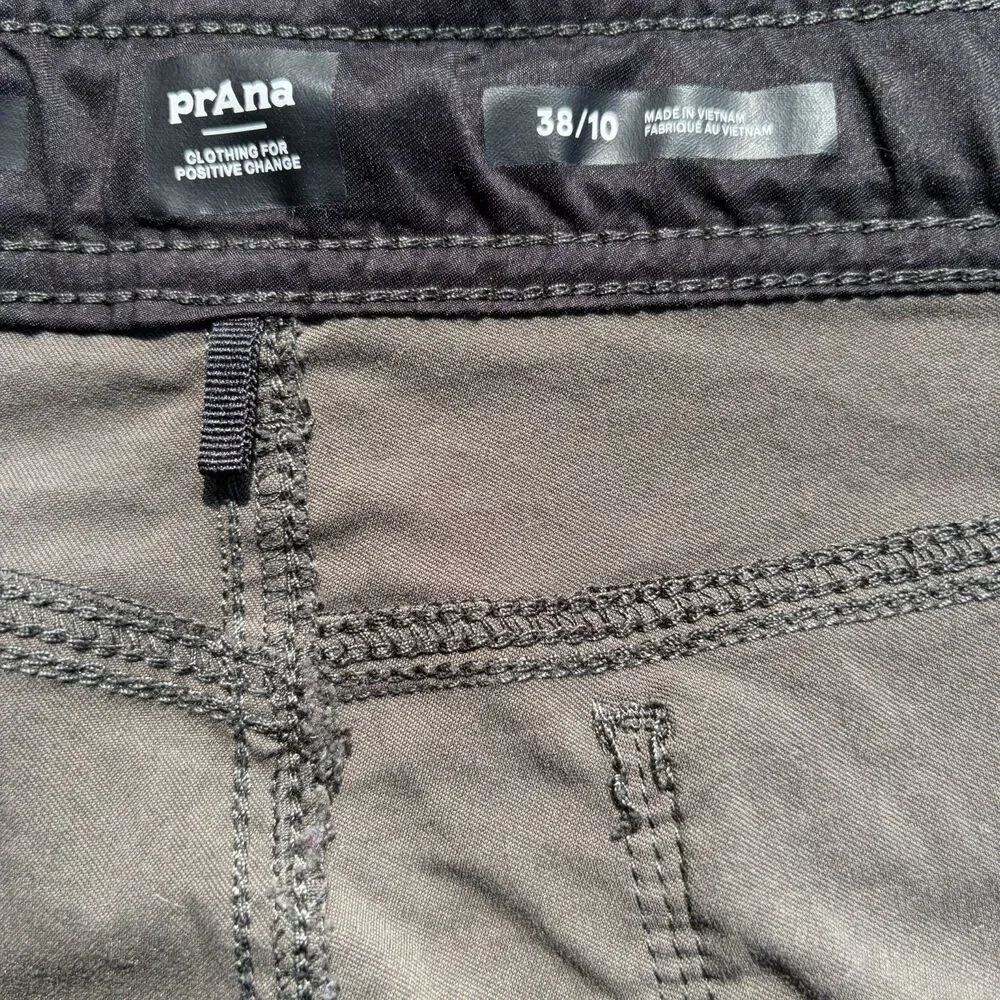 Prana Standard Fit Stretch Zion II Shorts Men’s 38 Webbing Belt Zip Pocket Tech